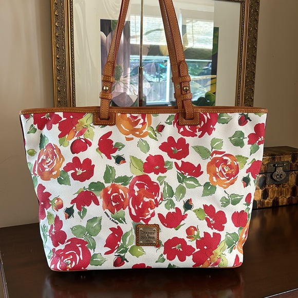 Dooney & Bourke Floral Tote Bag Excellent Condition - Picture 12 of 15